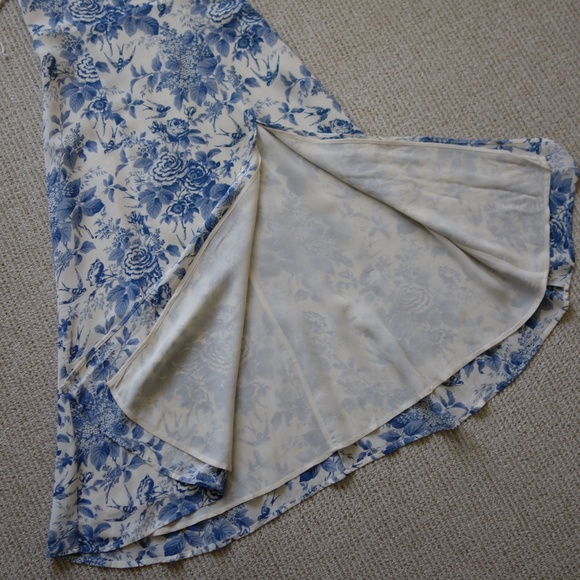 SOLD* Reformation Juliette Dress - Pompadour - Picture 6 of 10